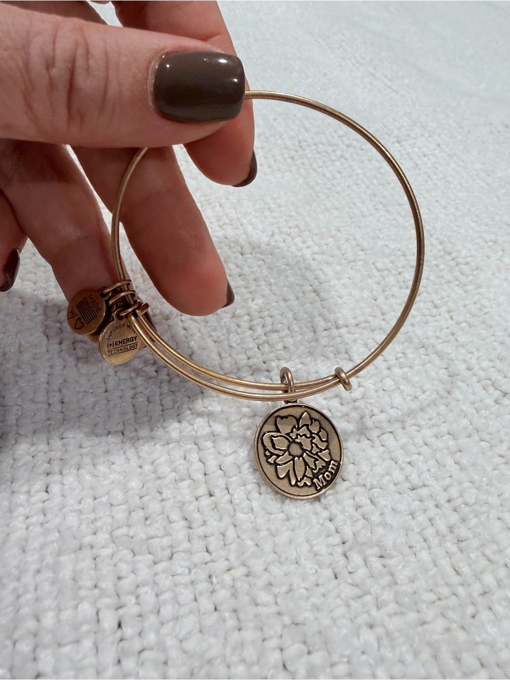 Alex and Ani Mom Floral Charm Gold Tone Bangle Bracelet 2014